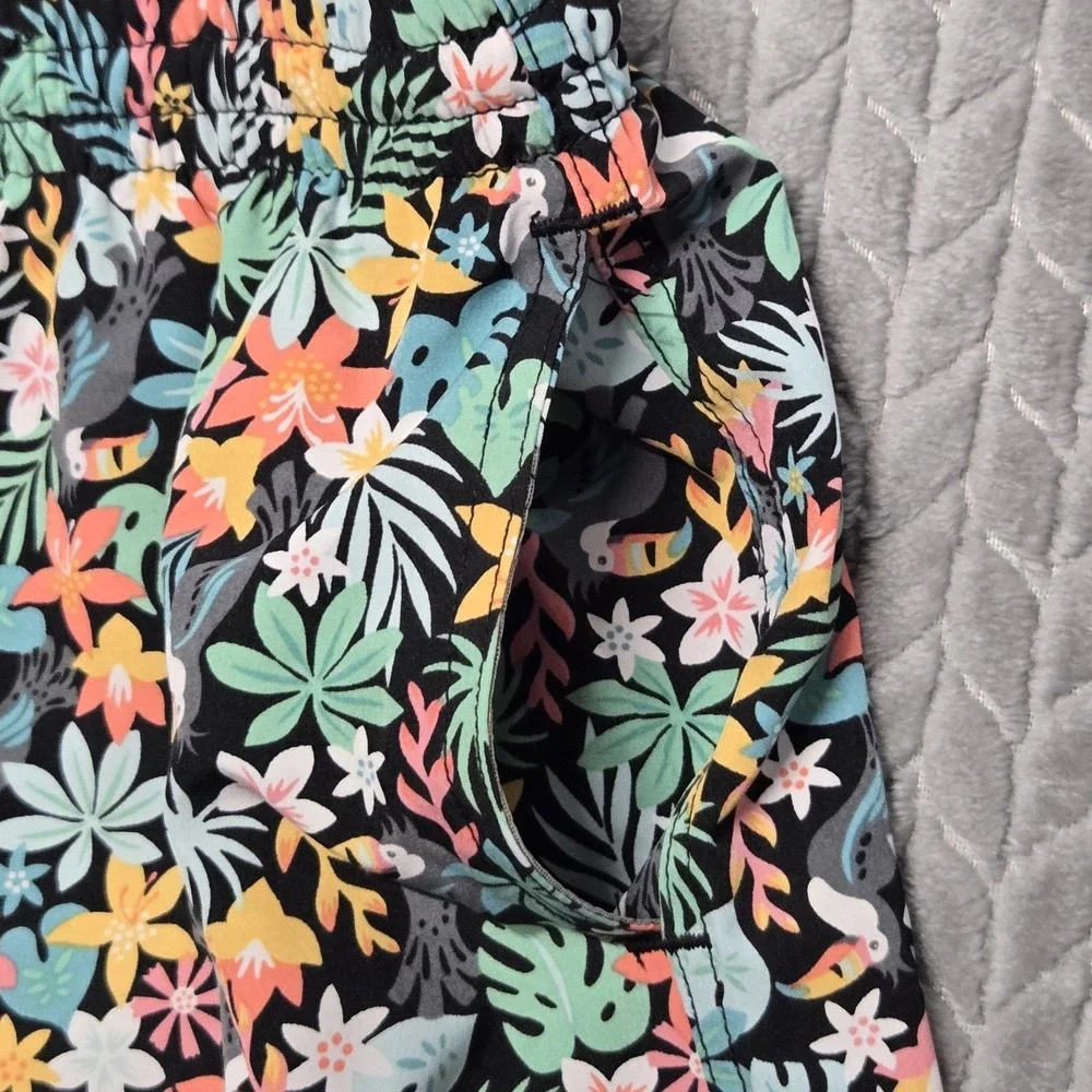 Chubbies The Bloomerangs Swim Trunks Mens L‎ Tropical Floral Toucan 5.5 Inseam